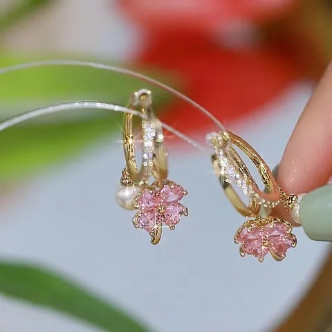 Four Leaf Clover Crystal Artificial Pearl Earrings Fashion Alloy Rhinestone Flower Heart Shape Dangle Drop Elegant For Women