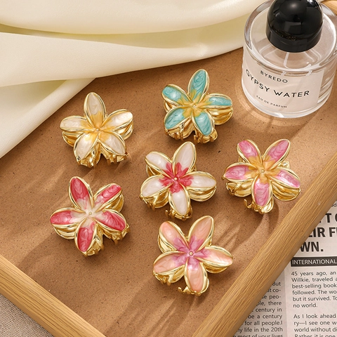 Flower Hair Claw Clip Zinc Alloy Enamel Plumeria Floral Elegant Bohemian Hair Accessories For Women