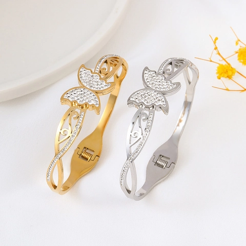 Stainless Steel Butterfly Bangle For Women Gold Silver Plated Sparkling Full Rhinestone Inlaid Hollow Cuff Bracelet Jewelry Gift