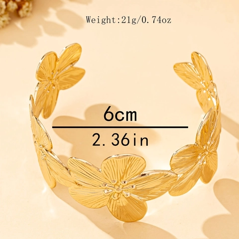 Exaggerated Wide Cuff Bracelets For Women Gold Plated Alloy Hammered Texture Floral Leaf Greek Key Fashion Adjustable Jewelry