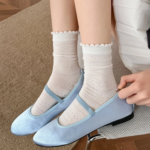 Damen Crew Socken Viskose Satin Mischung Spitze Rüschen Rand Hohl Aus Mesh Süße Ballett Stil Weiß