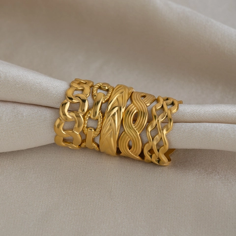 Adjustable 18K Gold Plated Stainless Steel Ring For Women Waterproof Hypoallergenic Twisted Hollow Jewelry Accessory
