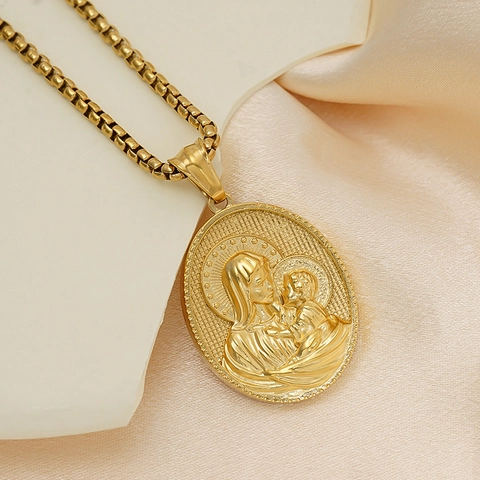 Collier Pendentif Vierge Marie Madone Enfant Plaqué Or 18K Acier Inoxydable Relief 3D Bijoux Religieux Pour Hommes Femmes