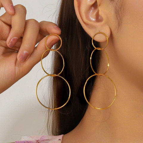 Edelstahl Triple Ineinandergreifende Runde Kreis Tropfenohrringe Mit Edelstahl Ohrringpfosten Geometrischer Minimalistischer Schmuck