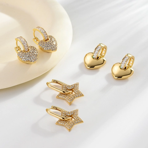 Vintage Luxury Copper Heart Star Earrings Rhinestone Pave Gold Leverback Hoop Earrings Fashion Commuter Women Jewelry