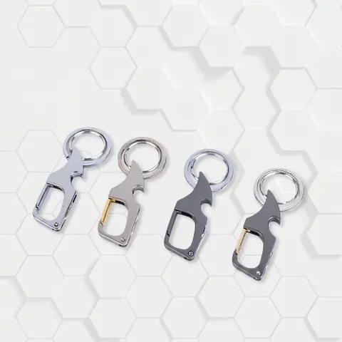 Porte-clés en Métal Multifonctionnel Moderne Avec Ouvre-bouteille Pour Hommes Alliage De Zinc Anneau De Clé De Voiture Accessoire Affaires