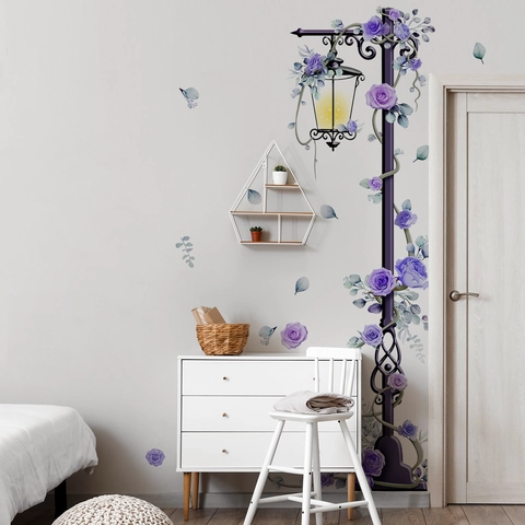 Muurstickers Vintage Lantaarnpaal Paarse Roos Bloemen PVC Waterdicht Verwijderbare Decoratie Voor Woonkamer Slaapkamer