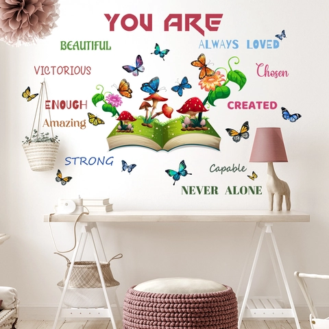 Adesivi Murali Con Citazioni Ispiratrici PVC Fungo Farfalla Fiore Libro Decalcomanie Removibile DIY Murale Casa Camera Da Letto Arredo