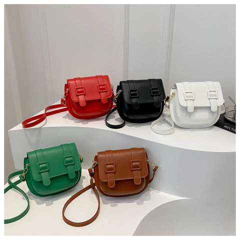 Women Semicircle Saddle Shoulder Bag Retro PU Leather Crossbody Bag With Adjustable Strap Flip Cover Magnetic Buckle Purse