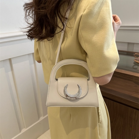 Damen Urban Einfach PU Leder Handtasche Mit Mondsichel-Schnalle Mode Quadratische Umhängetasche Für Den Täglichen Weg