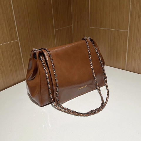Women's Retro PU Leather Chain Shoulder Bag Large Capacity Flap Crossbody Bag Fashion Solid Color Small Square Bag Handbag