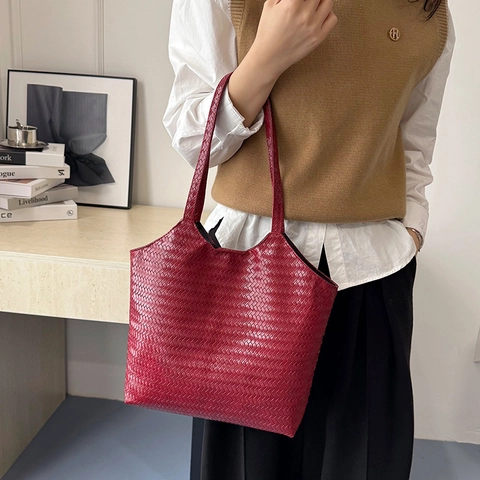 Gewebte Tragetasche PU-Leder Große Kapazität Reißverschluss Schulterhandtasche Für Frauen Einfache Retro-Unterarmtasche