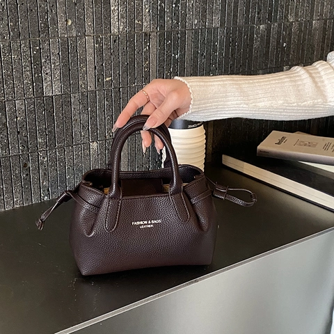 Women Litchi Grain PU Leather Handbag Shoulder Crossbody Bag Fashion Commuter Bag With Drawstring Decoration