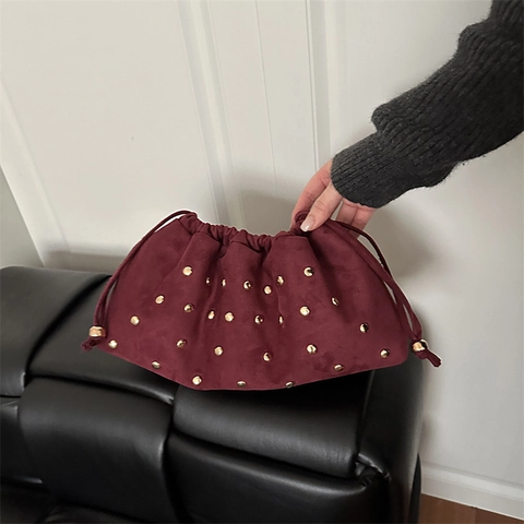 Vintage Rivet Studded Pleated Clutch Bag For Women Fashion Suede Texture Cloud Pouch Drawstring Handbag Evening Party Bag