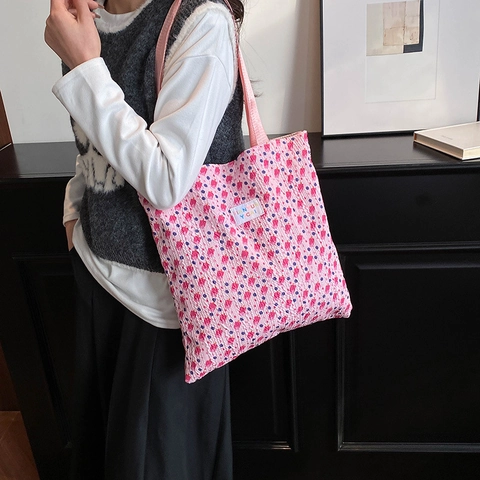 Women Quilted Tote Bag Floral Print Large Capacity Polyester Shoulder Bag Seersucker Bubble Fabric Casual Retro Handbag