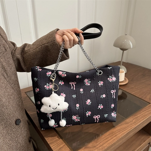 Borsa Tote Stampa Floreale Tessuto Trapuntato Fiocco Grande Capacità Catena Borsa A Spalla Con Ciondolo Nuvola Dolce Donna