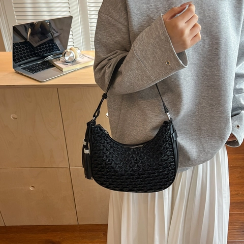 Women PU Leather Pleated Hobo Bag Shell Pattern Underarm Shoulder Bag With Tassel Rhinestone Decor Fashion Daily