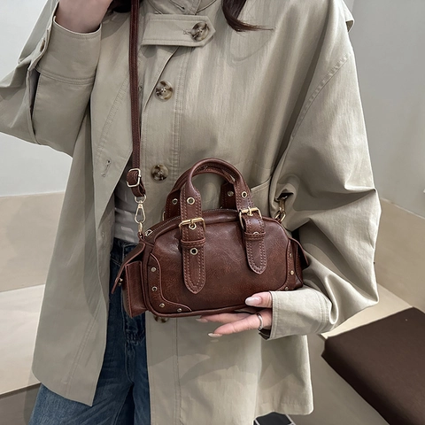 Women Retro PU Leather Boston Crossbody Bag With Rivets And Buckles Vintage Motorcycle Style Handbag Adjustable Strap