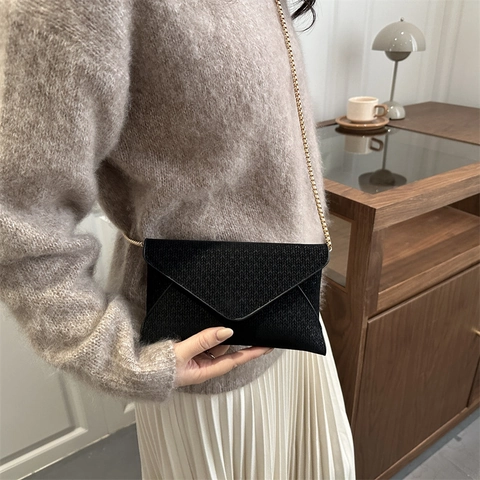 Damen Umschlag Umhängetasche PU Leder V-Muster Gewebte Textur Goldene Kette Mode Minimalistische Clutch Schultertasche