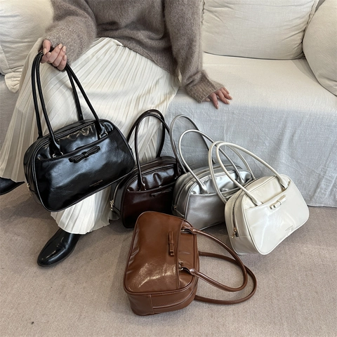 Women Underarm Shoulder Bag Shiny PU Leather Bow Detail Vintage Fashion Commuter Handbag Elegant Style