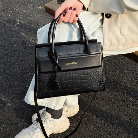Vintage Crocodile Pattern PU Leather Handbag For Women Solid Color Square Crossbody Bag With Top Handle And Shoulder Strap