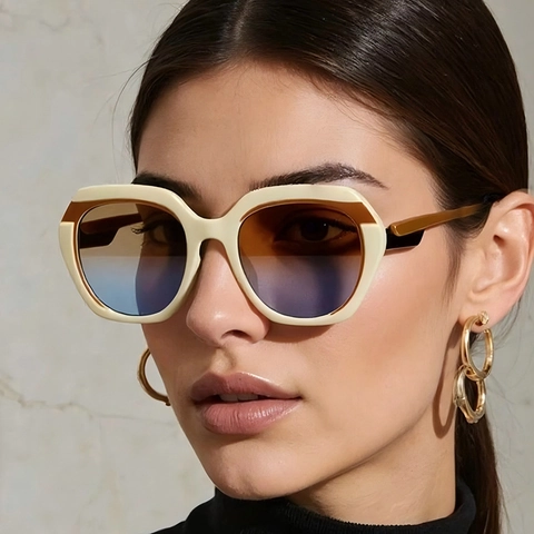 Occhiali Da Sole Oversize Retrò Montatura PC Lenti AC Sfumate Protezione UV400 Occhiali Alla Moda Per Donne Uomini