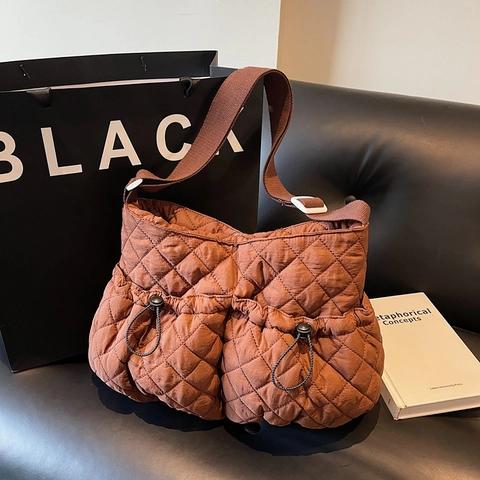 Women Large Capacity Quilted Tote Bag Nylon Diamond Pattern Shoulder Bag Adjustable Strap Casual Commuting Crossbody Bag