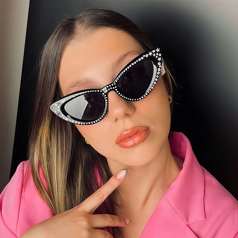 Fashion Women's Cat Eye Rhinestone Sunglasses UV400 Pentagram Star Frame Shades For Party Travel Outdoor Luxury Trendy Eyewear