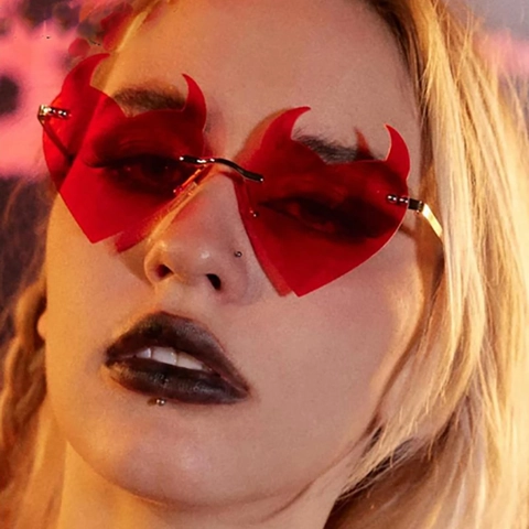 Lunettes De Soleil En Forme De Coeur Corne De Diable Métal Sans Bord Verres Teintés Irréguliers Pour Fête Cosplay