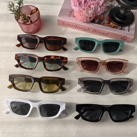 Gafas De Sol Rectangulares Retro Cuadradas Marco Pequeño Protección UV400 Vintage Chic Lente De Resina Montura PC Unisex