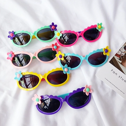 Kids Sunglasses Plastic UV Protection Wavy Edge Stereo Flower Decor Fashion Eyewear For Toddler Boys And Girls