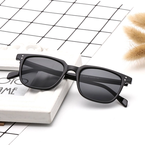 Square Frame Sunglasses UV400 Protection PC Frame Retro Fashion Rivet Decor Mirror Lenses Unisex Eyewear Trendy