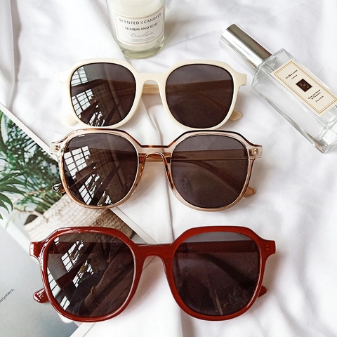 Retro Oversized Square Sunglasses Women PC Frame Resin Lens Vintage UV Protection Street Wear Eyewear