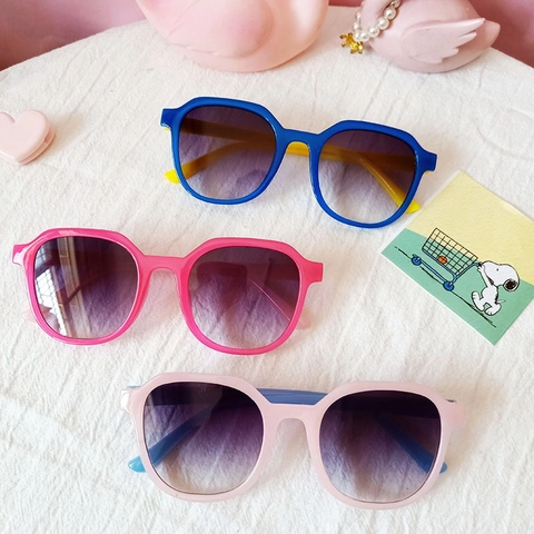 Occhiali Da Sole Per Bambini Montatura In Plastica Protezione UV400 Lenti Sfumate Occhiali Alla Moda Per Ragazzi Ragazze Neonati
