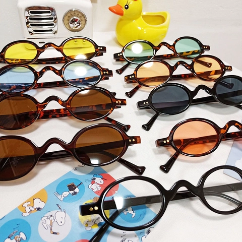 Kids Retro Sunglasses UV400 Protection Vintage Oval Round Frame Rivet Decoration Fashion Sun Eyewear For Boys Girls