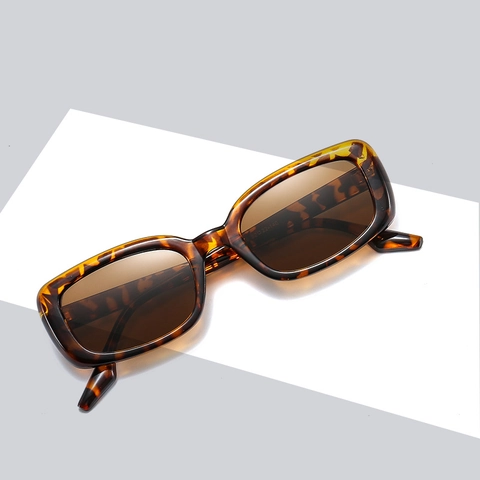 Occhiali Da Sole Rettangolari Retro Montatura PC Lenti AC Protezione UV400 Moda Vintage Per Donne Uomini Colori Jelly