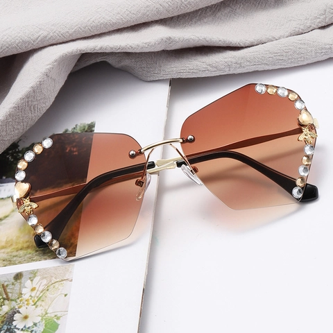 Occhiali Da Sole Senza Montura Oversize Da Donna Strass Decorazione Ape Montatura In Metallo Protezione UV400 Alla Moda