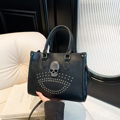 Women Cool Punk Gothic Skull Rivet Tote Bag PU Leather Handbag Rhinestone Skull Decor Shoulder Crossbody Bag For Daily Party