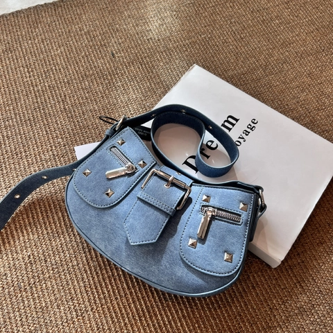 Borsa Sottobraccio Donna Y2K Punk con Rivetti in Pelle PU Denim a Mezzaluna Borsa a Tracolla con Fibbia e Cerniera Streetwear Retro