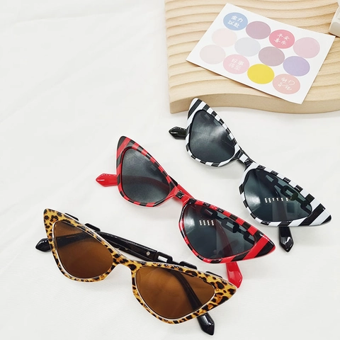 Gafas De Sol Ojo De Gato Moda Mujer Vintage Rayas Leopardo Montura Pequeña Protección UV400 Material PC Decoración Cadena