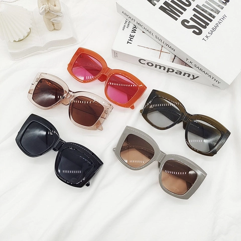 Oversized Square Sunglasses Vintage UV400 Protection Plastic Frame Resin Lens Outdoor Travel Driving Ins Style For Women Men