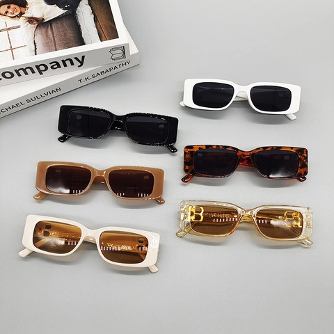 Gafas De Sol Cuadradas Vintage Montura De PC Rectangular Estrecha Lente De AC Protección UV400 Gafas De Moda Para Mujeres