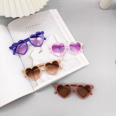 Lunettes De Soleil En Forme De Coeur Protection UV400 Monture En Plastique Mode Mignon Rétro Extérieur Plage Enfants Garçons Filles