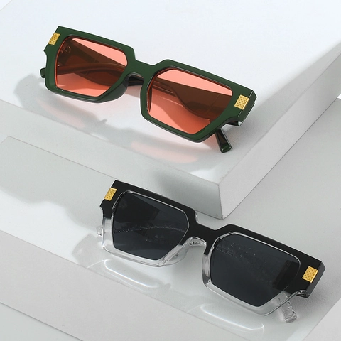 Occhiali Da Sole Quadrati Protezione UV400 Moda retrò Montatura Rettangolare Rivetti Metallici Aste Motivo Coccodrillo Uomini Donne