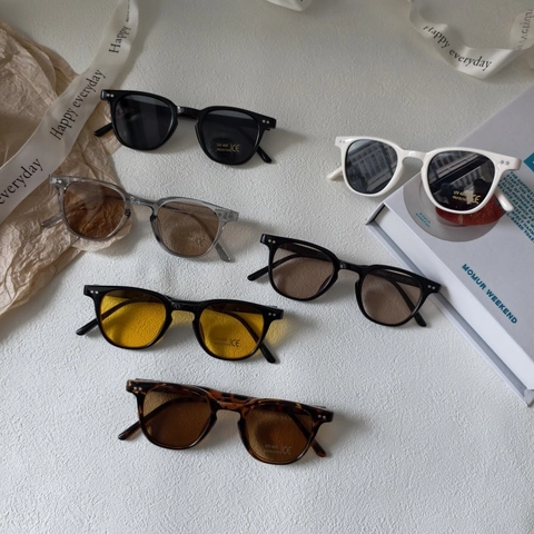 Kids Sunglasses Retro Round Frame UV400 Protection Resin Plastic Trendy INS Style Outdoor Travel Eyewear For Boys Girls