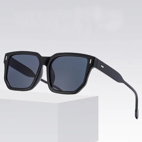 Fashion Square Sunglasses Retro Oversized UV400 Protection Eyewear With PC Frame For Men Women