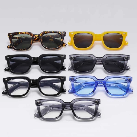 Square Retro Sunglasses UV400 Protection PC Frame Resin Lens Fashion Eyewear For Men Women With Silver Rivets