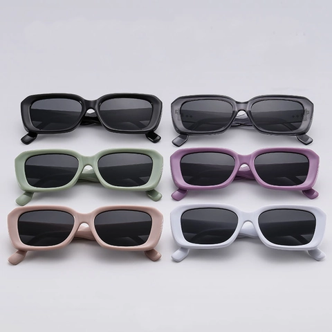 Gafas De Sol Cuadradas Vintage Retro Rectangulares Protección UV400 Material PC Con Remaches Gafas De Moda Para Mujeres