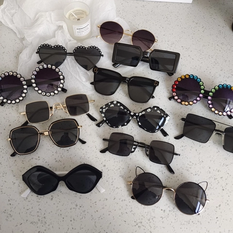 Kids Fashion Sunglasses UV Protection Resin Frame Cute Cat Eye Daisy Pattern Rhinestone Embellished Retro Round Square Eyewear
