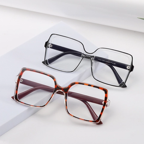Trendy Oversized Square Eyeglasses Frame Women Men Fashion Anti Blue Light Clear Lens Optical Glasses Retro Chic Spectacles